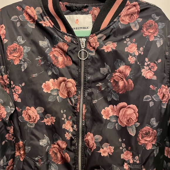 🌸 Urban Republic🌸Black and Rose Polyester Jacket Trendy Girls L 14 - Picture 6 of 7